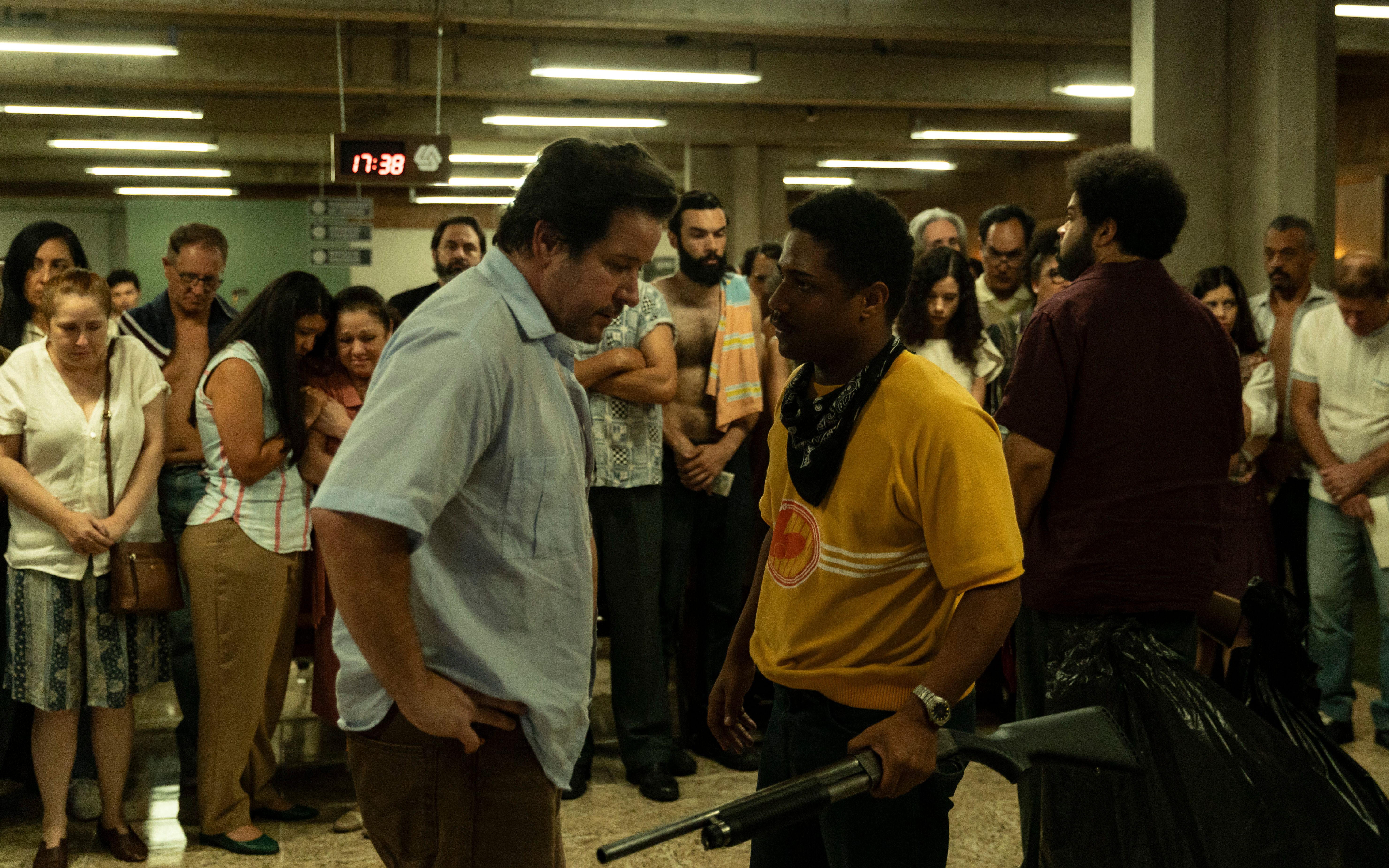 Cena do filme ASSALTO À BRASILEIRA 