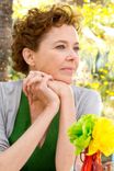  Annette Bening